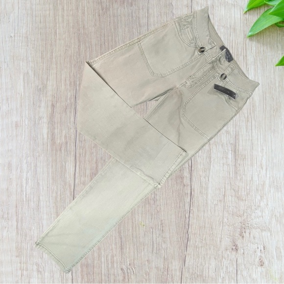 Susie Sheri Business casual straight leg jeans - Picture 1 of 14